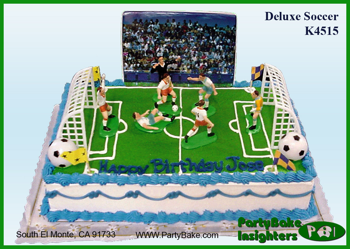 Deluxe Soccer Cake Kit