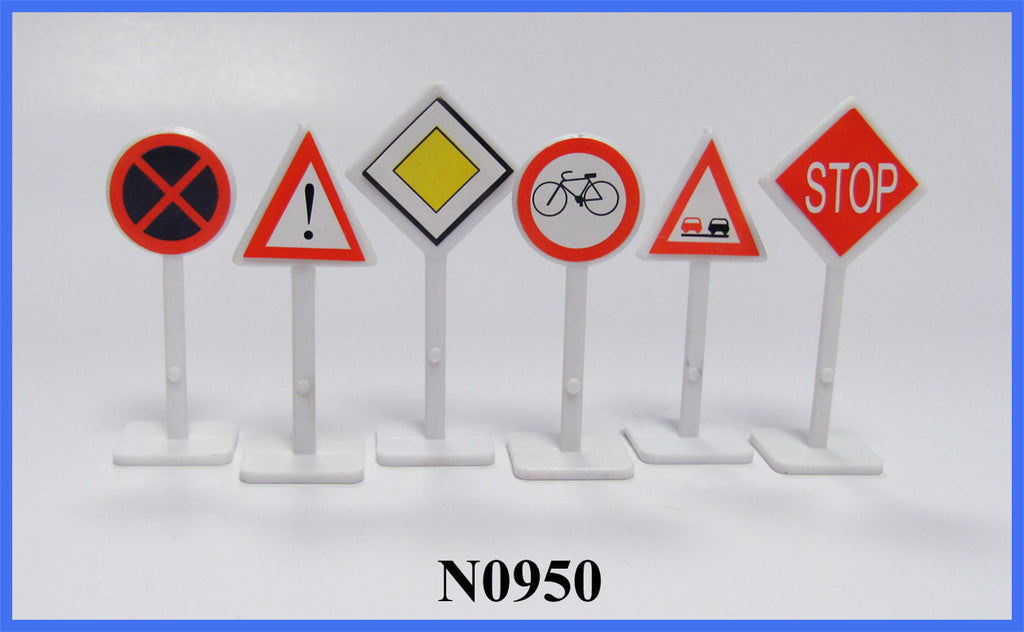 7 Pc Plastic Road Sign St